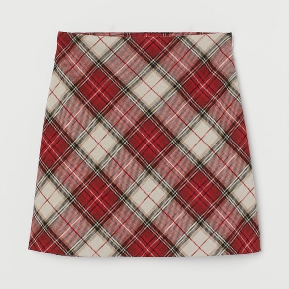 H&M A-Line Red Plaid Skirt - Picture 2 of 6
